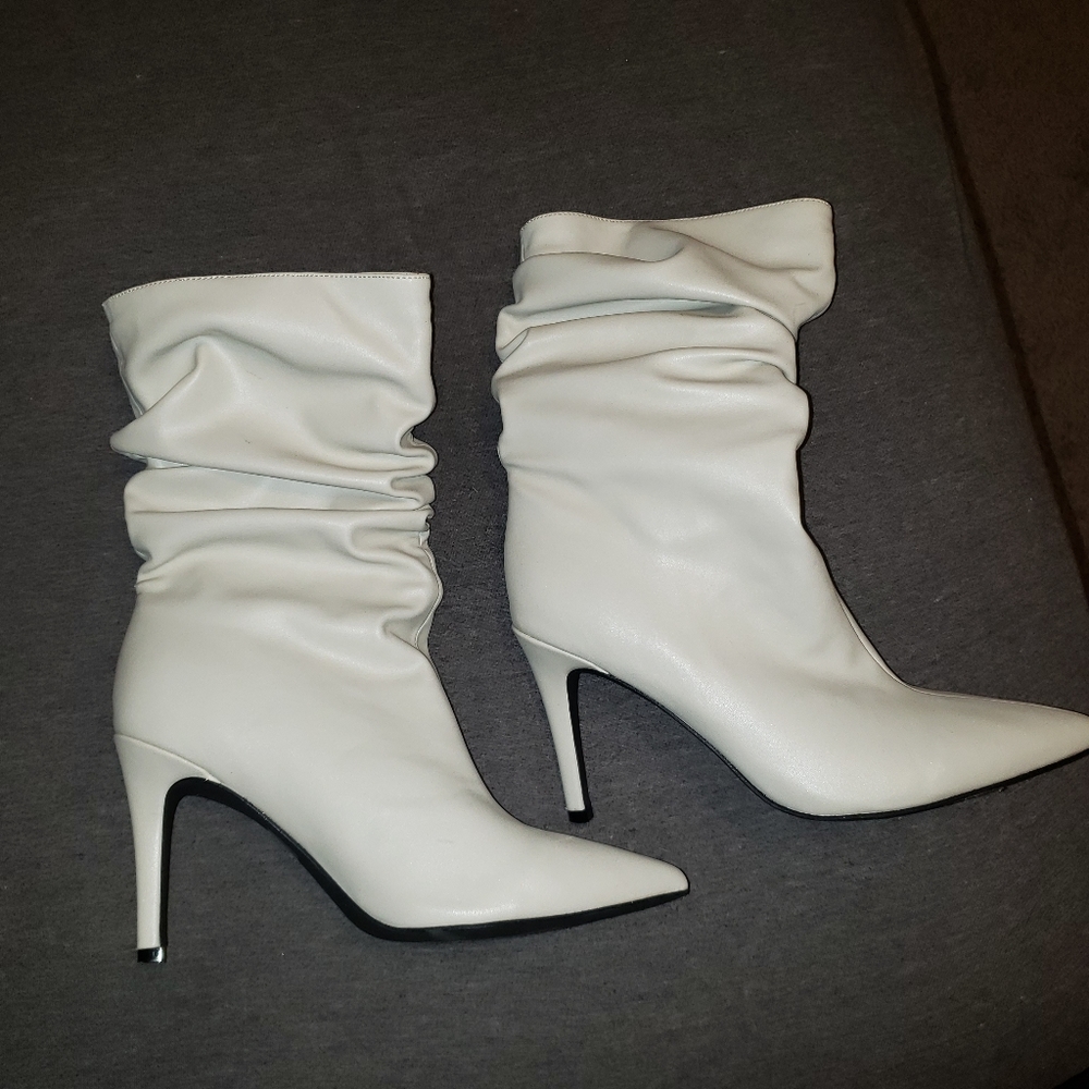 White high heel boots. Jeffrey Campbell. Size 8.